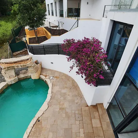 Moderna Welcs Emp-097- Con Piscina Villa