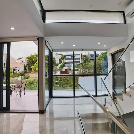 Moderna Welcs Emp-097- Con Piscina Villa *